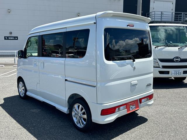 エブリイワゴン ＰＺターボスペシャル　・届出済未使用車・両側パワースライドドア・シートヒーター（運転席）・フルフラット（ベンチシート）・オートステップ（助手席側）・スペアキー２個・フロアマット／バイザー付き（3枚目）