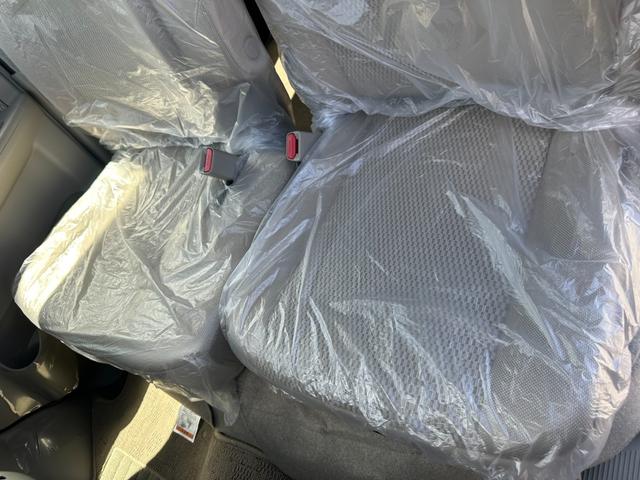 エブリイワゴン ＰＺターボスペシャル　・届出済未使用車・両側パワースライドドア・シートヒーター（運転席）・フルフラット（ベンチシート）・オートステップ（助手席側）・スペアキー２個・フロアマット／バイザー付き（15枚目）