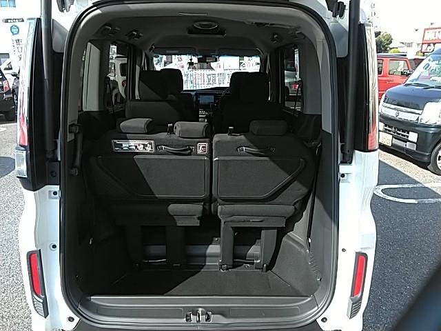 ステップワゴンスパーダ スパーダ ホンダセンシング助手席リフトアップシート車 衝突被害軽減装置 助手席リフトアップシート車(リモコン付き) 両側電動パワースライドドア 純正9インチナビ・天吊りモニター・バックカメラ・ETC スマートキー2個 クルーズコントロール(16枚目)