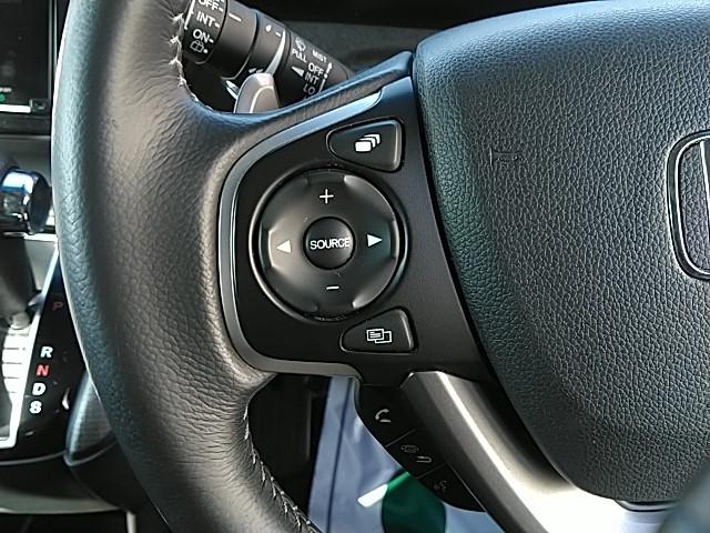 ステップワゴンスパーダ スパーダ ホンダセンシング助手席リフトアップシート車 衝突被害軽減装置 助手席リフトアップシート車(リモコン付き) 両側電動パワースライドドア 純正9インチナビ・天吊りモニター・バックカメラ・ETC スマートキー2個 クルーズコントロール(21枚目)