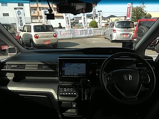 ステップワゴンスパーダ スパーダ ホンダセンシング助手席リフトアップシート車 衝突被害軽減装置 助手席リフトアップシート車(リモコン付き) 両側電動パワースライドドア 純正9インチナビ・天吊りモニター・バックカメラ・ETC スマートキー2個 クルーズコントロール(25枚目)
