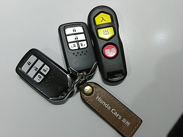 ステップワゴンスパーダ スパーダ ホンダセンシング助手席リフトアップシート車 衝突被害軽減装置 助手席リフトアップシート車(リモコン付き) 両側電動パワースライドドア 純正9インチナビ・天吊りモニター・バックカメラ・ETC スマートキー2個 クルーズコントロール(31枚目)