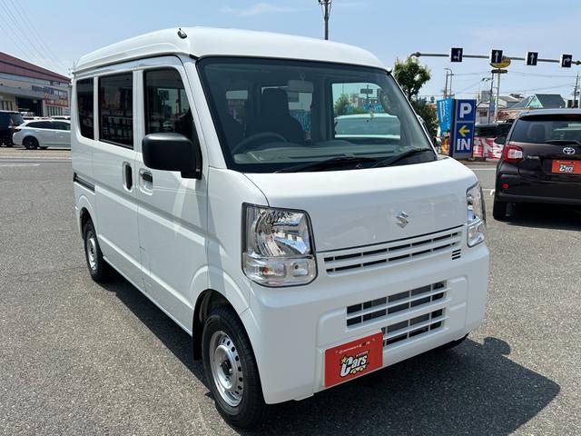 エブリイ ＰＡ　・届出済未使用車・スピーカー付きラジオ・純正フロアマット・バイザー・クリアランスソナー・アイドリングストップ・オートライト（7枚目）