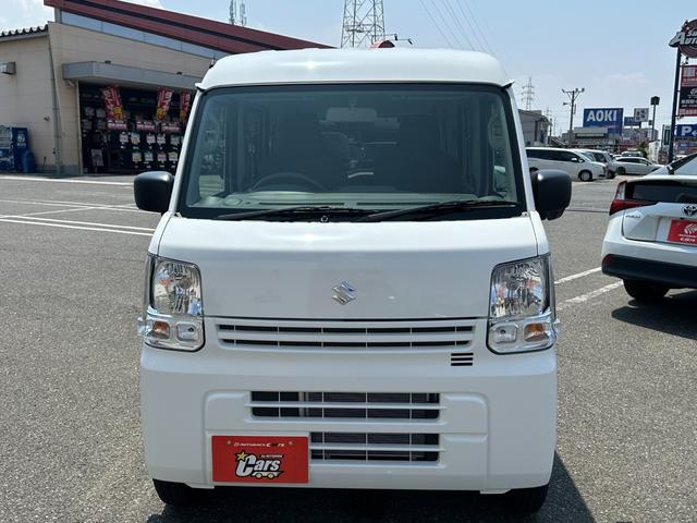 エブリイ ＰＡ　・届出済未使用車・スピーカー付きラジオ・純正フロアマット・バイザー・クリアランスソナー・アイドリングストップ・オートライト（8枚目）