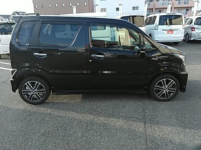 ワゴンＲスティングレー ハイブリッドＴ　ユーザー買取車・ブレーキサポート・クルーズコントロール・地デジフルセグナビ・バックカメラ・ビルトインＥＴＣ・キーレスリモコン２個（4枚目）