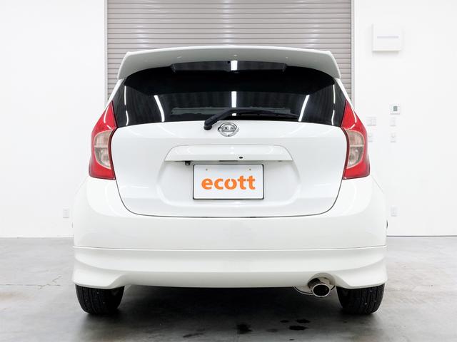 ノート ライダー　修復歴なし　プッシュスタート　オートミラー　ＣＶＴ　オートエアコン　ＥＴＣ　アイドリングストップ　純正アルミホイール　チルトステアリング　シートリフター　Ｗエアバッグ　ハロゲンヘッドライト（11枚目）