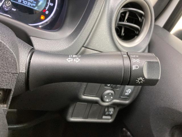 ノート ライダー　修復歴なし　プッシュスタート　オートミラー　ＣＶＴ　オートエアコン　ＥＴＣ　アイドリングストップ　純正アルミホイール　チルトステアリング　シートリフター　Ｗエアバッグ　ハロゲンヘッドライト（35枚目）