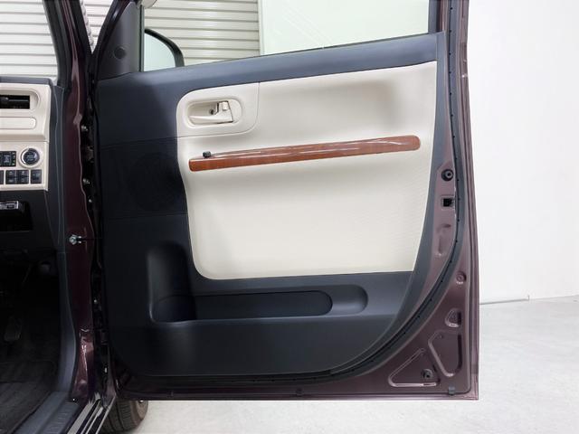 ムーヴキャンバス Ｘリミテッド　ＳＡＩＩＩ　修復歴なし　バックカメラ　衝突被害軽減ブレーキ　社外ナビ（ＣＤ／ＤＶＤ／Ｂｌｕｅｔｏｏｔｈ／フルセグ）　プッシュスタート　オートミラー　ＣＶＴ　オートエアコン　オートライト　両側パワースライドドア（14枚目）