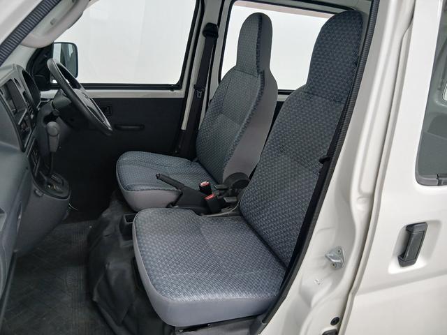 ハイゼットカーゴ スペシャル　修復歴なし　純正オーディオ（ＦＭ／ＡＭ）　手動ミラー　Ｗエアバッグ　ＡＴ（４速）　ハロゲンヘッドライト　両側スライドドア　レベライザー　板カギ　パワーステアリング　マット　バイザー（30枚目）