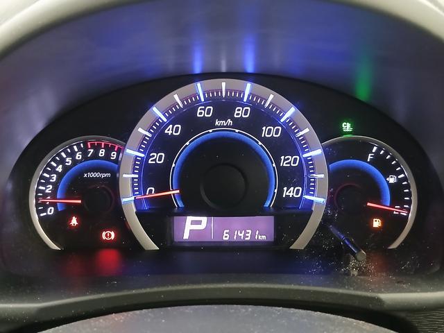 ワゴンＲスティングレー Ｔ　修復歴なし　ステアリングリモコン　ＣＶＴ　プッシュスタート　オートミラー　オートエアコン　ＥＴＣ　フォグライト　オートライト　ターボ　パドルシフト　社外アルミホイール　チルトステアリング（6枚目）