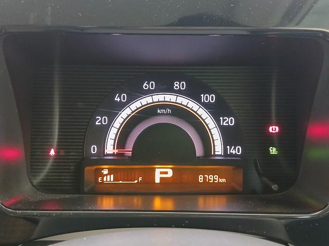 モコ Ｓ　修復歴なし　社外オーディオ　レベライザー　キーレスキー　電動格納ミラー　Ｗエアバッグ　ＡＢＳ　ＣＶＴ　マニュアルエアコン　ハロゲンヘッドライト　純正ホイールキャップ　ＩＳＯＦＩＸ（6枚目）