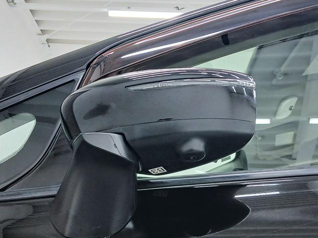 ノート ｅ－パワー　メダリスト　修復歴なし　アラウンドビューモニター　衝突被害軽減ブレーキ　プッシュスタート　オートミラー　ＣＶＴ　オートエアコン　ＥＴＣ　フォグライト　オートライト　純正アルミホイール　チルトステアリング（19枚目）