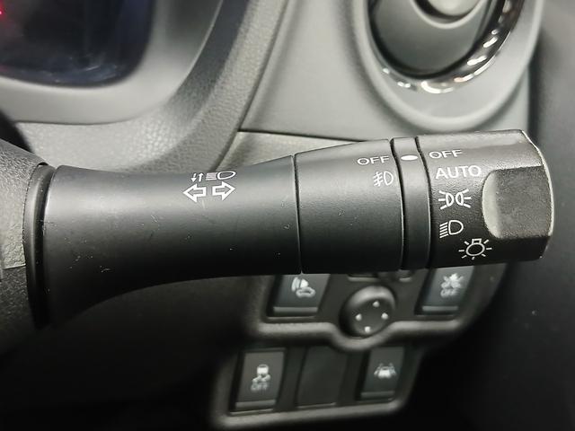 ノート ｅ－パワー　メダリスト　修復歴なし　アラウンドビューモニター　衝突被害軽減ブレーキ　プッシュスタート　オートミラー　ＣＶＴ　オートエアコン　ＥＴＣ　フォグライト　オートライト　純正アルミホイール　チルトステアリング（37枚目）