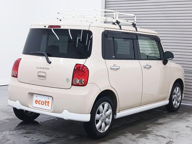 アルトラパン １０ｔｈアニバーサリーリミテッド　修復歴なし　社外ナビ（ＣＤ／ＤＶＤ／Ｂｌｕｅｔｏｏｔｈ／フルセグ）　プッシュスタート　ＣＶＴ　オートエアコン　ＬＥＤヘッドライト　シートヒーター（運転席）　純正アルミホイール　チルトステアリング（10枚目）