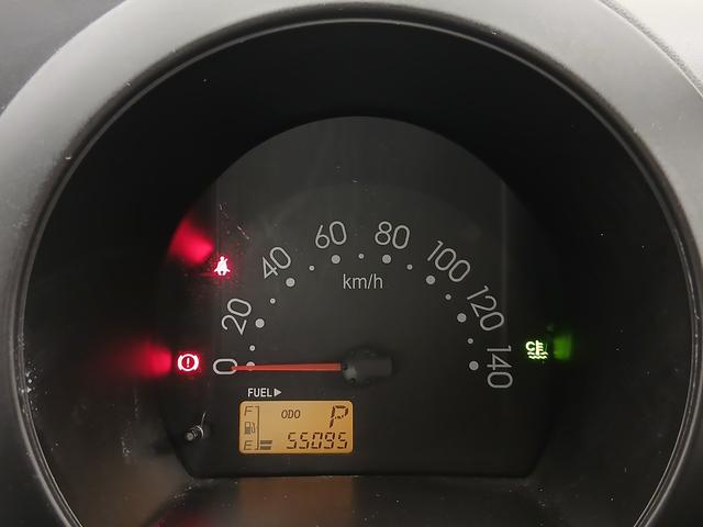 ハイゼットトラック エアコン・パワステ　スペシャル　修復歴なし　社外ナビ（ＣＤ／ＤＶＤ／ワンセグ）　　ＡＴ（３速）　ＥＴＣ　手動ミラー　マニュアルエアコン　ハロゲンヘッドライト　レベライザー　マット　バイザー　工具　パワーステアリング　板カギ（6枚目）