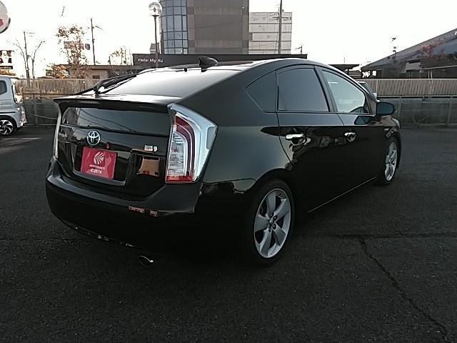 プリウス Ｇツーリングセレクション　キーレス　１７アルミホイール　エアバッグ　オートマ　ディーラー車　フル装備　ＨＩＤヘッドライト　ＥＴＣ　バックカメラ　スマートキー（7枚目）