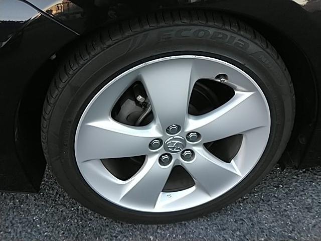 プリウス Ｇツーリングセレクション　キーレス　１７アルミホイール　エアバッグ　オートマ　ディーラー車　フル装備　ＨＩＤヘッドライト　ＥＴＣ　バックカメラ　スマートキー（23枚目）