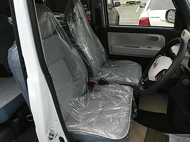 ムーヴキャンバス ストライプスＧターボ　両側電動スライド　キーレス　エアバッグ　オートマ　フル装備　衝突被害軽減システム　バックカメラ　スマートキー　オートクルーズコントロール　シートヒーター（10枚目）