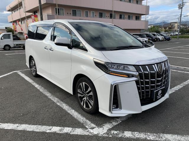 アルファード ２．５Ｓ　Ｃパッケージ　ワンオーナー　サンルーフ　革シート　両側電動スライド　キーレス　フルセグ　ナビ＆ＴＶ　１８アルミホイール　乗車定員７人　エアバッグ　電動シート　オートマ　安全装備　助手席エアバッグ　サイドエアバッグ（5枚目）