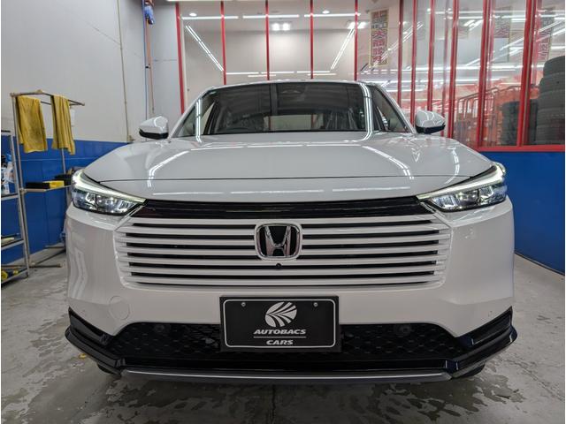 ヴェゼル e:HEV Z 登録済未使用車 マルチビューカメラ ホンダコネクトディスプレイ ETC2.0 ワイヤレス充電器 ホンダセンシング アクティブクルーズコントロール 車線維持支援システム アクティブドライビングビーム(2枚目)