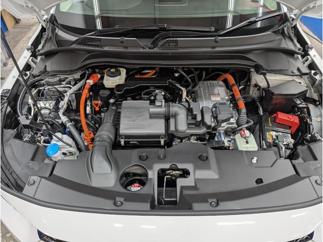 ヴェゼル e:HEV Z 登録済未使用車 マルチビューカメラ ホンダコネクトディスプレイ ETC2.0 ワイヤレス充電器 ホンダセンシング アクティブクルーズコントロール 車線維持支援システム アクティブドライビングビーム(17枚目)