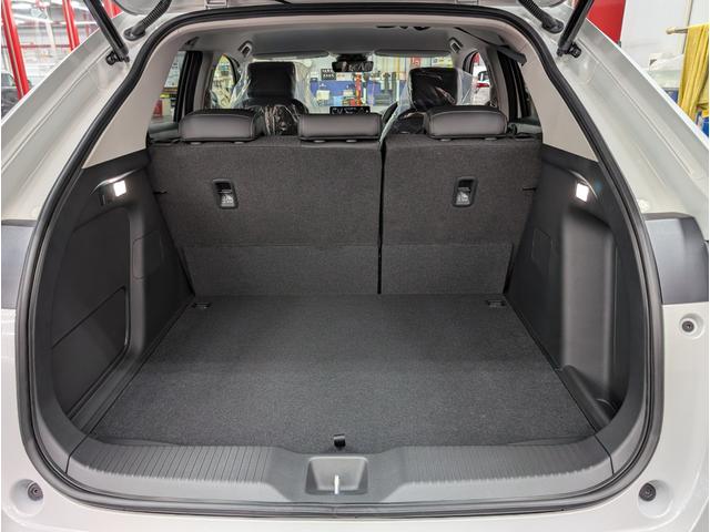 ヴェゼル e:HEV Z 登録済未使用車 マルチビューカメラ ホンダコネクトディスプレイ ETC2.0 ワイヤレス充電器 ホンダセンシング アクティブクルーズコントロール 車線維持支援システム アクティブドライビングビーム(31枚目)