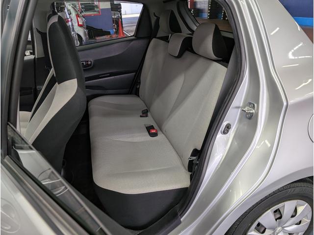 ヴィッツ Ｆ　キーレス　ＡＢＳ　電動格納ドアミラー　パワーウィンド　ＣＤオーディオ　運転席シートリフター　ＵＶカットガラス　プライバシーガラス　ＬＥＤリアコンビネーションランプ　アクセサリーソケット　パニティミラー（34枚目）