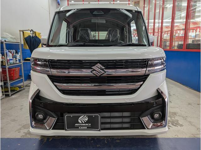 スペーシアカスタム ハイブリッドＸＳターボ　届出済未使用車　スズキセーフティサポート　アダプティブクルーズコントロール　ＬＥＤヘッドライト　コーナーセンサー　オートライト　ターボ車　パドルシフト　ヘッドアップディスプレイ　ステアリングヒーター（2枚目）
