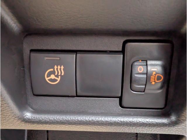 スペーシアカスタム ハイブリッドＸＳターボ　届出済未使用車　スズキセーフティサポート　アダプティブクルーズコントロール　ＬＥＤヘッドライト　コーナーセンサー　オートライト　ターボ車　パドルシフト　ヘッドアップディスプレイ　ステアリングヒーター（60枚目）