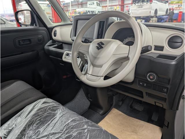 ���쐫�ɗD�ꂽ�^�]�ȂƂȂ�܂��I���������e�{�^���̔z�u�ɂ������A�g���₷���ł��I����S�n���悭���F�����ǍD�Ȃ̂Ń����O�h���C�u�����C���������I