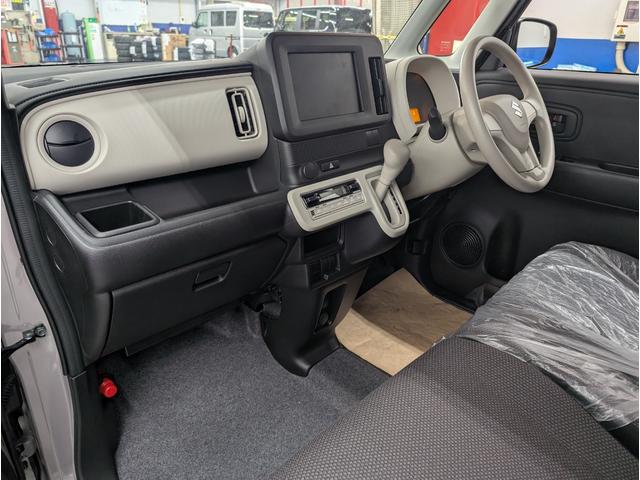 ����ȑ��̑������������ƍL�X���Ă���܂���T�C�h�̑������E���L�������炵���ǂ��̂ŁA�h���C�u���ɂ��O�̌i�F�𑶕��Ɋy���ގ����o���܂���