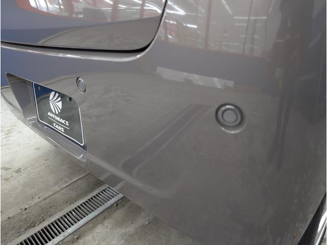 �u�p�[�L���O�Z���T�[�v�́A�O���E����̏�Q���Ƃ̏Փ˂̊댯�������܂�ƏՓ˔�Q�y���u���[�L���쓮���A�Փ˂̉���܂��͏Փˎ��̔�Q�y����}��܂��B