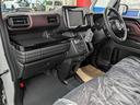 ハイブリッドＸＳターボ　届出済未使用車　スズキセーフティサポート　アダプティブクルーズコントロール　ＬＥＤヘッドライト　コーナーセンサー　オートライト　ターボ車　パドルシフト　ヘッドアップディスプレイ　ステアリングヒーター（39枚目）