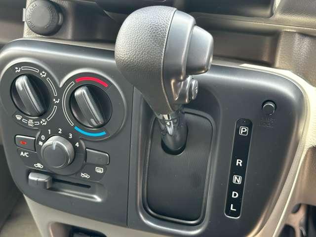 エブリイ ジョイン　届出済未使用車　スズキセーフティサポートスマートキー　プッシュスタート　運転席シートヒーター　ＵＳＢ電源ソケット　フルホイールキャップ（31枚目）