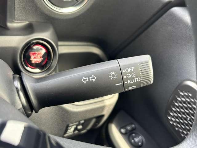 N-BOXカスタム ベースグレード 届出済未使用車 ホンダセンシング ダイレクトプロジェクション式フルLEDヘッドライト 左側パワースライドドア 運転席・助手席シートヒーター オートリトラミラー 14インチアルミホイール(20枚目)