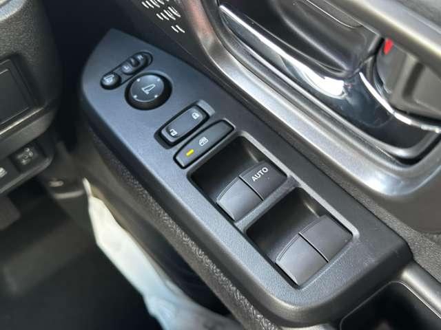 N-BOXカスタム ベースグレード 届出済未使用車 ホンダセンシング ダイレクトプロジェクション式フルLEDヘッドライト 左側パワースライドドア 運転席・助手席シートヒーター オートリトラミラー 14インチアルミホイール(42枚目)