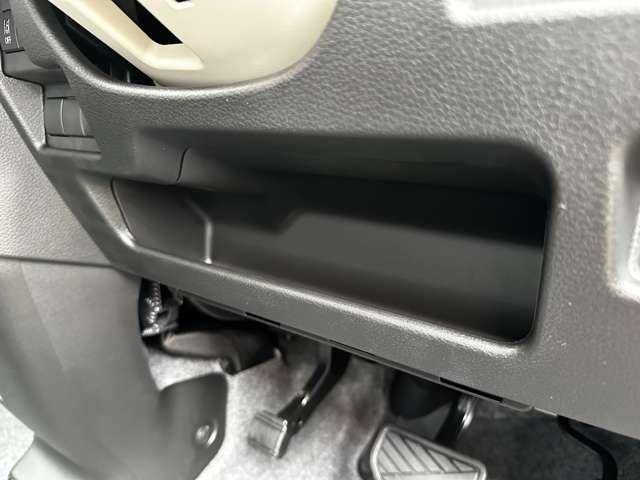 ワゴンRスマイル G 届出済未使用車 スズキセーフティサポート デュアルセンサーブレーキサポートII 電動格納式ドアミラー 全面UVカット機能付ガラス スマートキー プッシュスタート スライドドアクローザー(26枚目)