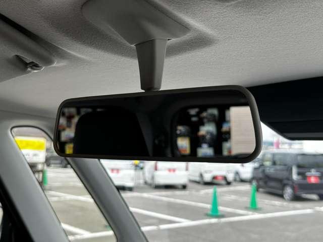 ワゴンRスマイル G 届出済未使用車 スズキセーフティサポート デュアルセンサーブレーキサポートII 電動格納式ドアミラー 全面UVカット機能付ガラス スマートキー プッシュスタート スライドドアクローザー(29枚目)