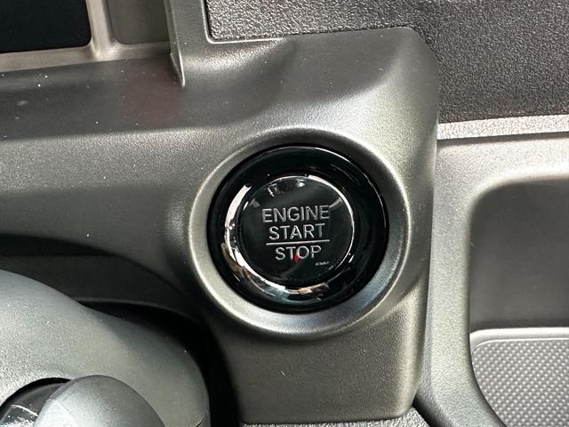 N-BOXカスタム ベースグレード 届出済未使用車 ホンダセンシング ダイレクトプロジェクション式フルLEDヘッドライト 左側パワースライドドア 運転席・助手席シートヒーター オートリトラミラー 14インチアルミホイール(19枚目)