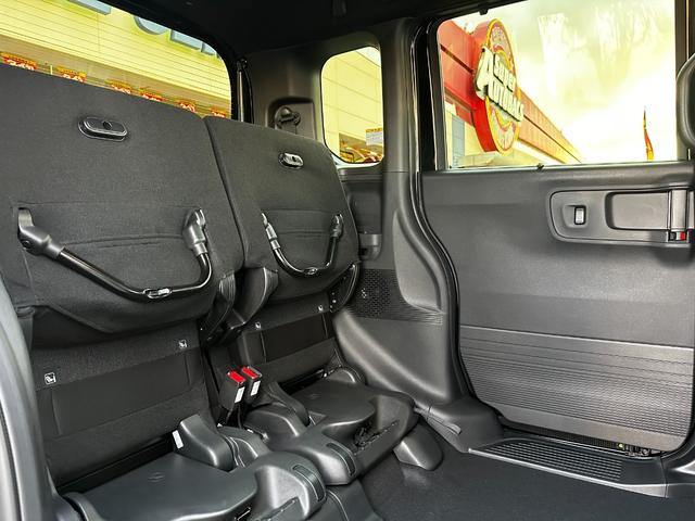 N-BOXカスタム ベースグレード 届出済未使用車 ホンダセンシング ダイレクトプロジェクション式フルLEDヘッドライト 左側パワースライドドア 運転席・助手席シートヒーター オートリトラミラー 14インチアルミホイール(42枚目)