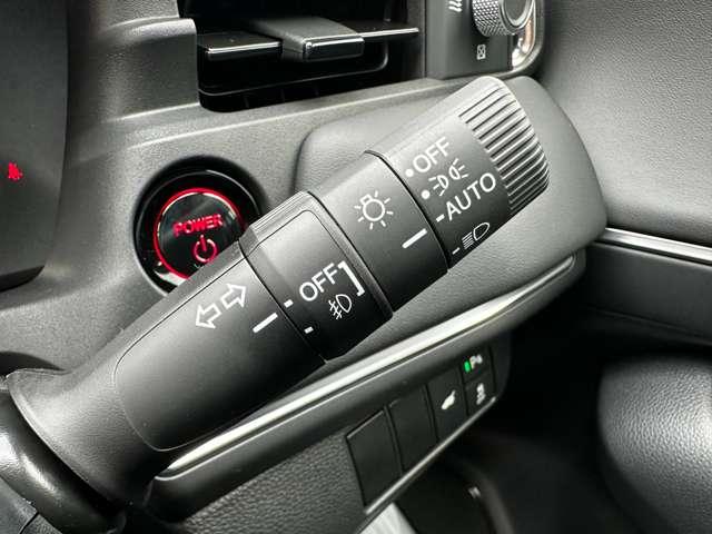 ヴェゼル e:HEV Z 登録済未使用車 Honda CONNECTディスプレー ETC2.0車載器 ワイヤレス充電器 マルチビューカメラシステム プレミアムオーディオ 後退出庫サポート ブラインドスポットインフォメーション(26枚目)