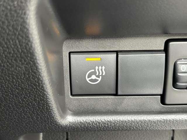 スペーシアカスタム ハイブリッドＸＳターボ　届出済未使用車　スズキセーフティサポート　パドルシフト　スリムサーキュレーター　両側パワースライドドア　ステアリングヒーター　運転席・助手席シートヒーター　本革巻ステアリングホイール　１５インチアルミ（28枚目）