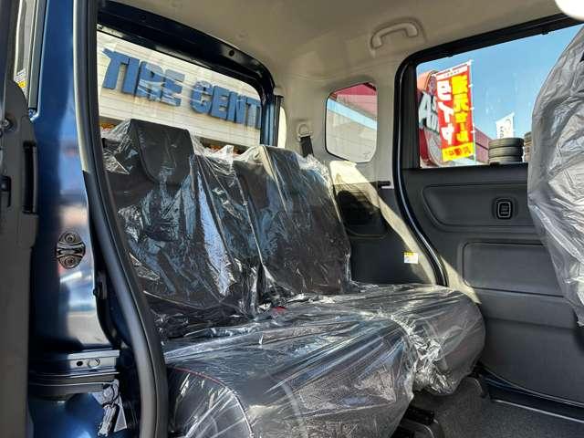 スペーシアカスタム ハイブリッドＸＳターボ　届出済未使用車　スズキセーフティサポート　パドルシフト　スリムサーキュレーター　両側パワースライドドア　ステアリングヒーター　運転席・助手席シートヒーター　本革巻ステアリングホイール　１５インチアルミ（46枚目）