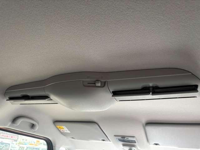 スペーシア ハイブリッドＸ　届出済未使用車　スズキセーフティサポート　リモート格納ドアミラー　スリムサーキュレーター　両側パワースライドドア　ロールサンシェード　運転席・助手席シートヒーター　パーソナルテーブル（13枚目）