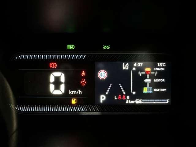 スペーシア ハイブリッドＸ　届出済未使用車　スズキセーフティサポート　リモート格納ドアミラー　スリムサーキュレーター　両側パワースライドドア　ロールサンシェード　運転席・助手席シートヒーター　パーソナルテーブル（20枚目）