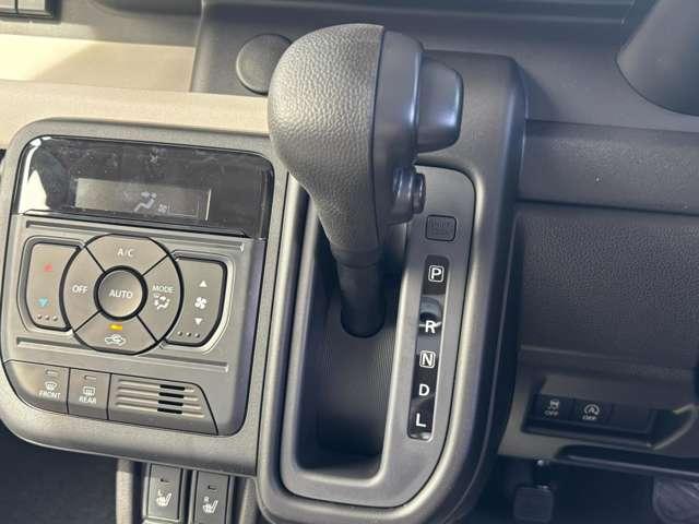 スペーシア ハイブリッドＸ　届出済未使用車　スズキセーフティサポート　リモート格納ドアミラー　スリムサーキュレーター　両側パワースライドドア　ロールサンシェード　運転席・助手席シートヒーター　パーソナルテーブル（28枚目）