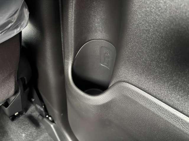 スペーシア ハイブリッドＸ　届出済未使用車　スズキセーフティサポート　リモート格納ドアミラー　スリムサーキュレーター　両側パワースライドドア　ロールサンシェード　運転席・助手席シートヒーター　パーソナルテーブル（45枚目）