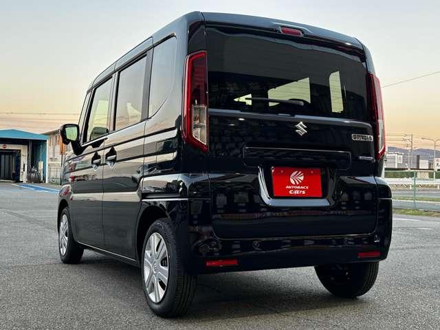 スペーシア ハイブリッドＸ　届出済未使用車　スズキセーフティサポート　リモート格納ドアミラー　スリムサーキュレーター　両側パワースライドドア　ロールサンシェード　運転席・助手席シートヒーター　パーソナルテーブル（55枚目）