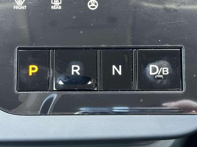 セレナ 日産コネクトナビ アラウンドビューモニター 前後ドライブレコーダー ETC2.0 SOSコール ホットプラスパッケージ インテリジェントルームミラー プロパイロット ワイヤレス充電(46枚目)