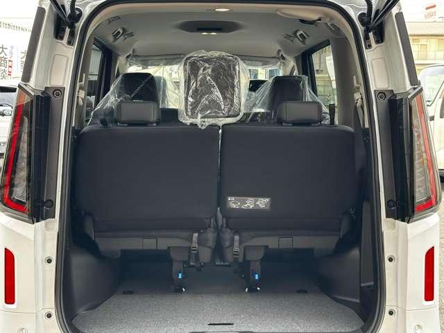 セレナ 日産コネクトナビ アラウンドビューモニター 前後ドライブレコーダー ETC2.0 SOSコール ホットプラスパッケージ インテリジェントルームミラー プロパイロット ワイヤレス充電(65枚目)